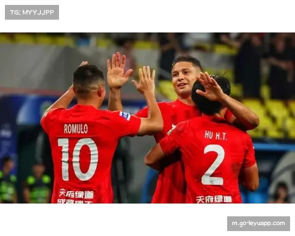 西海岸队控球占优却不敌蓉城 射门失准难掩败局